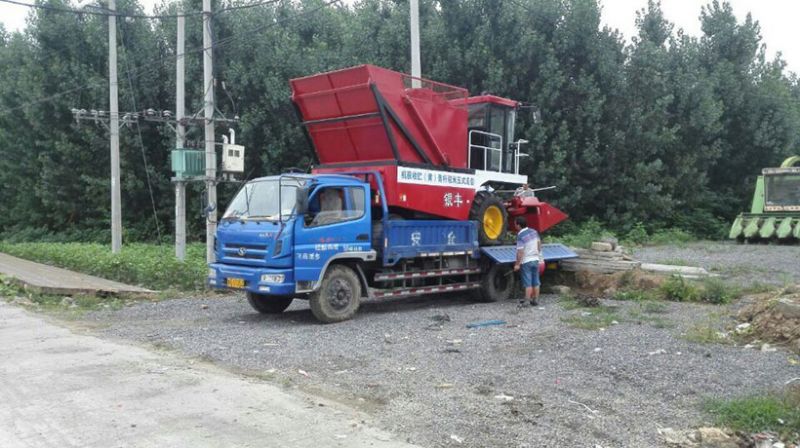 湖北省洪湖市張老板再次訂購(gòu)玉米青儲(chǔ)機(jī)一臺(tái)，已發(fā)貨
